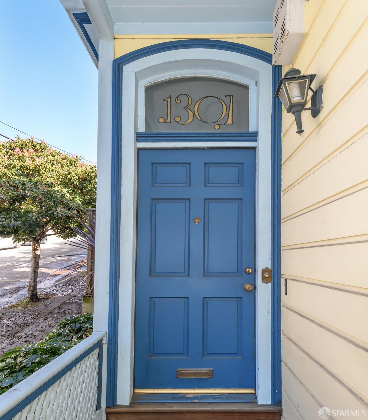 1301 Kansas Street