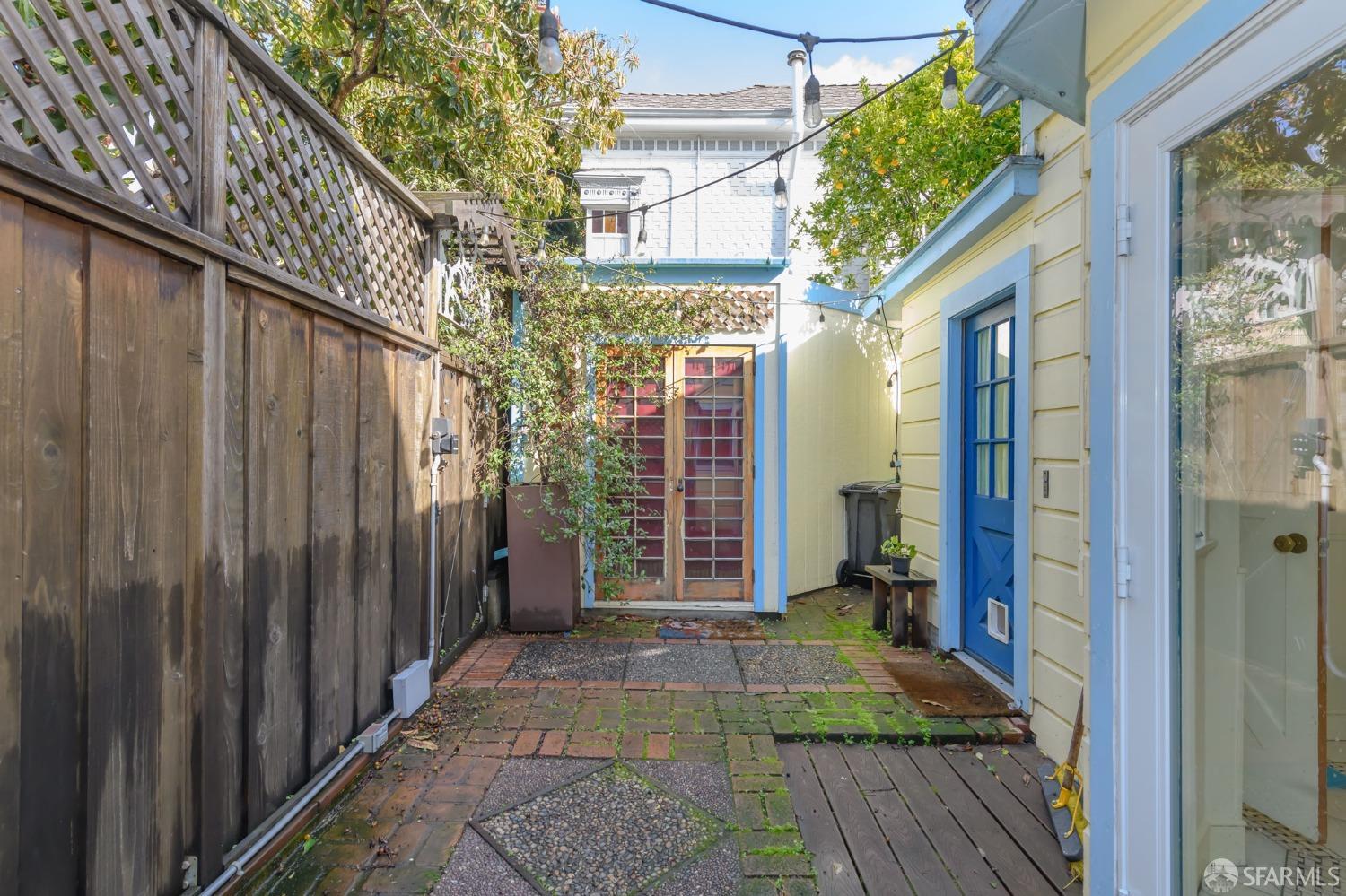 1301 Kansas Street