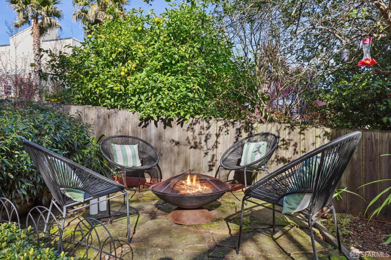 246 Caselli Avenue