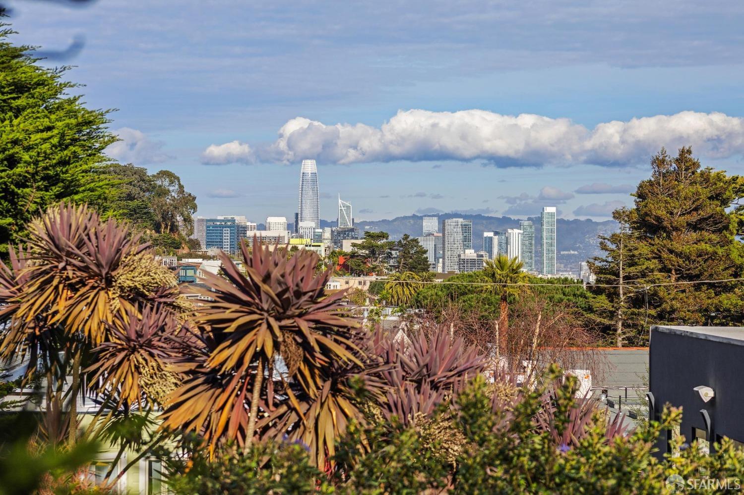246 Caselli Avenue