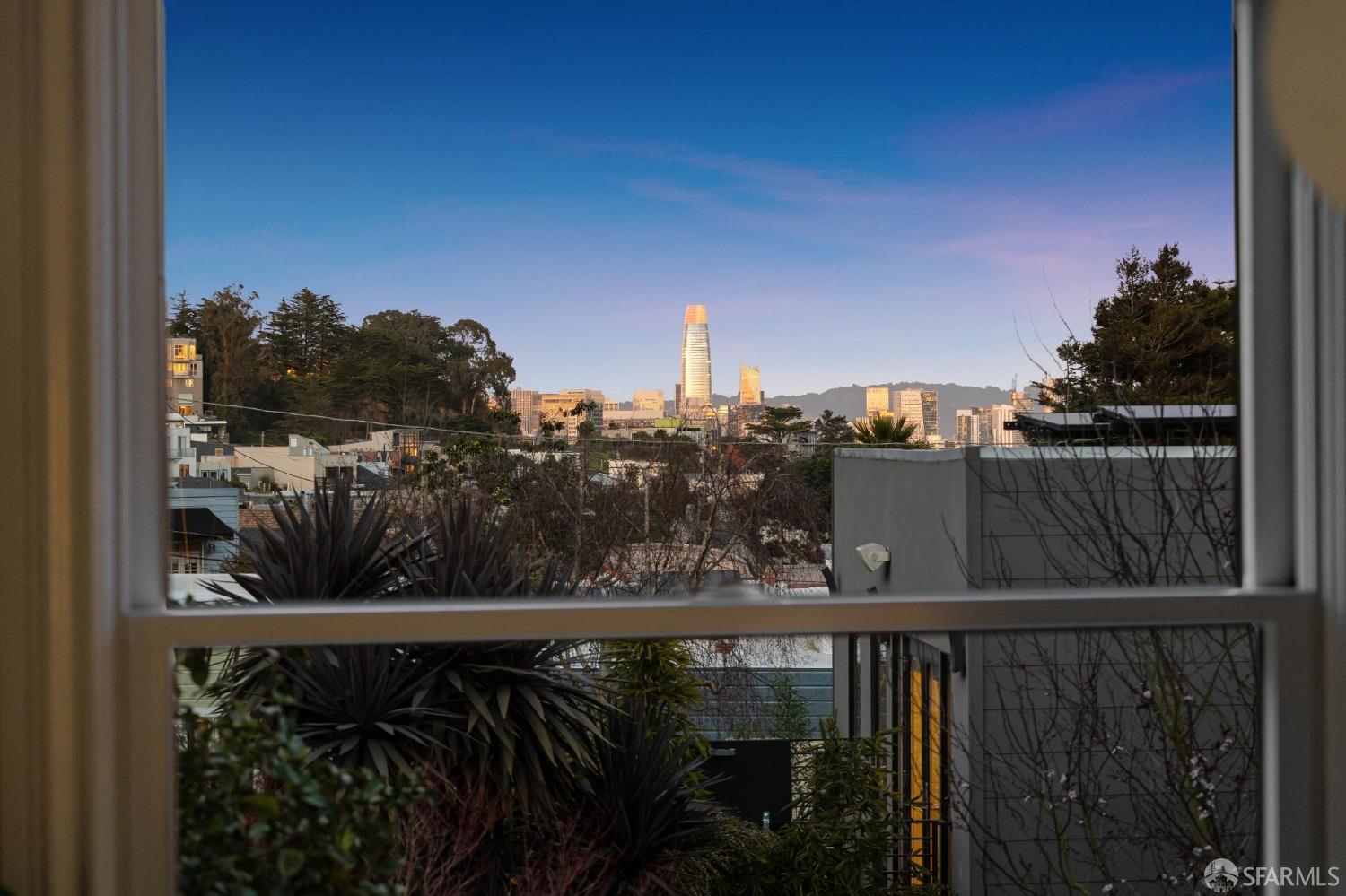 246 Caselli Avenue