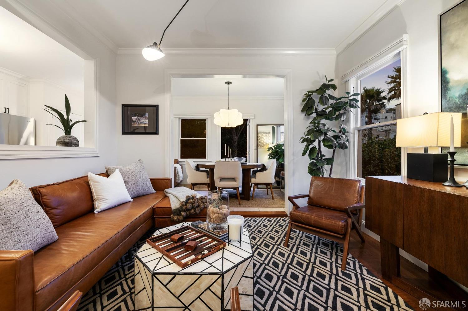 246 Caselli Avenue