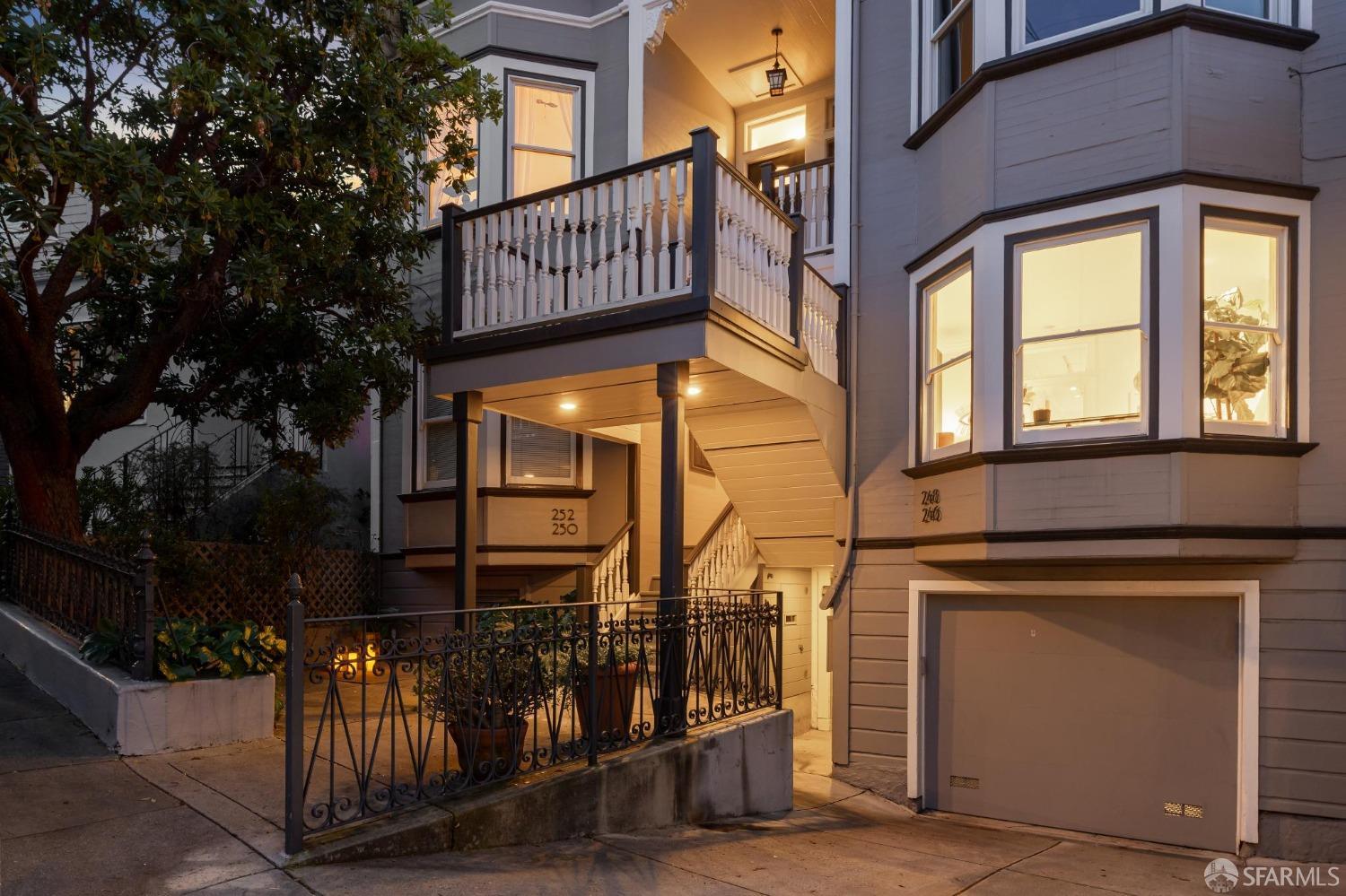 246 Caselli Avenue