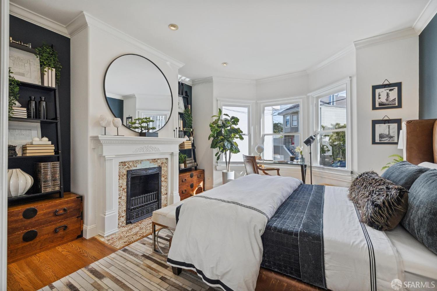 246 Caselli Avenue