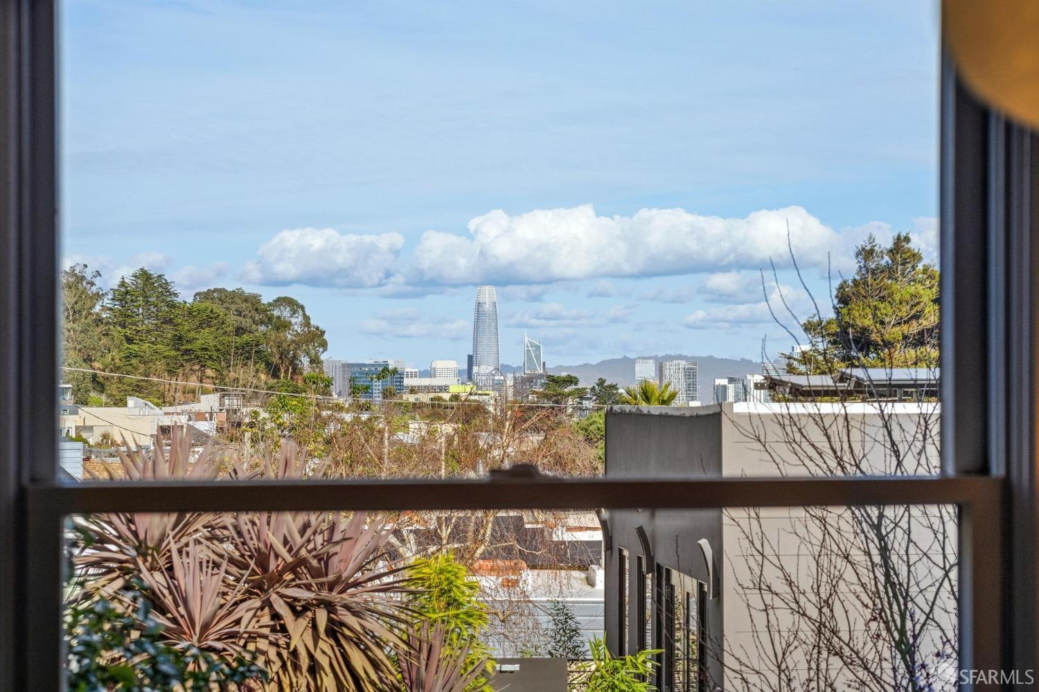 246 Caselli Avenue