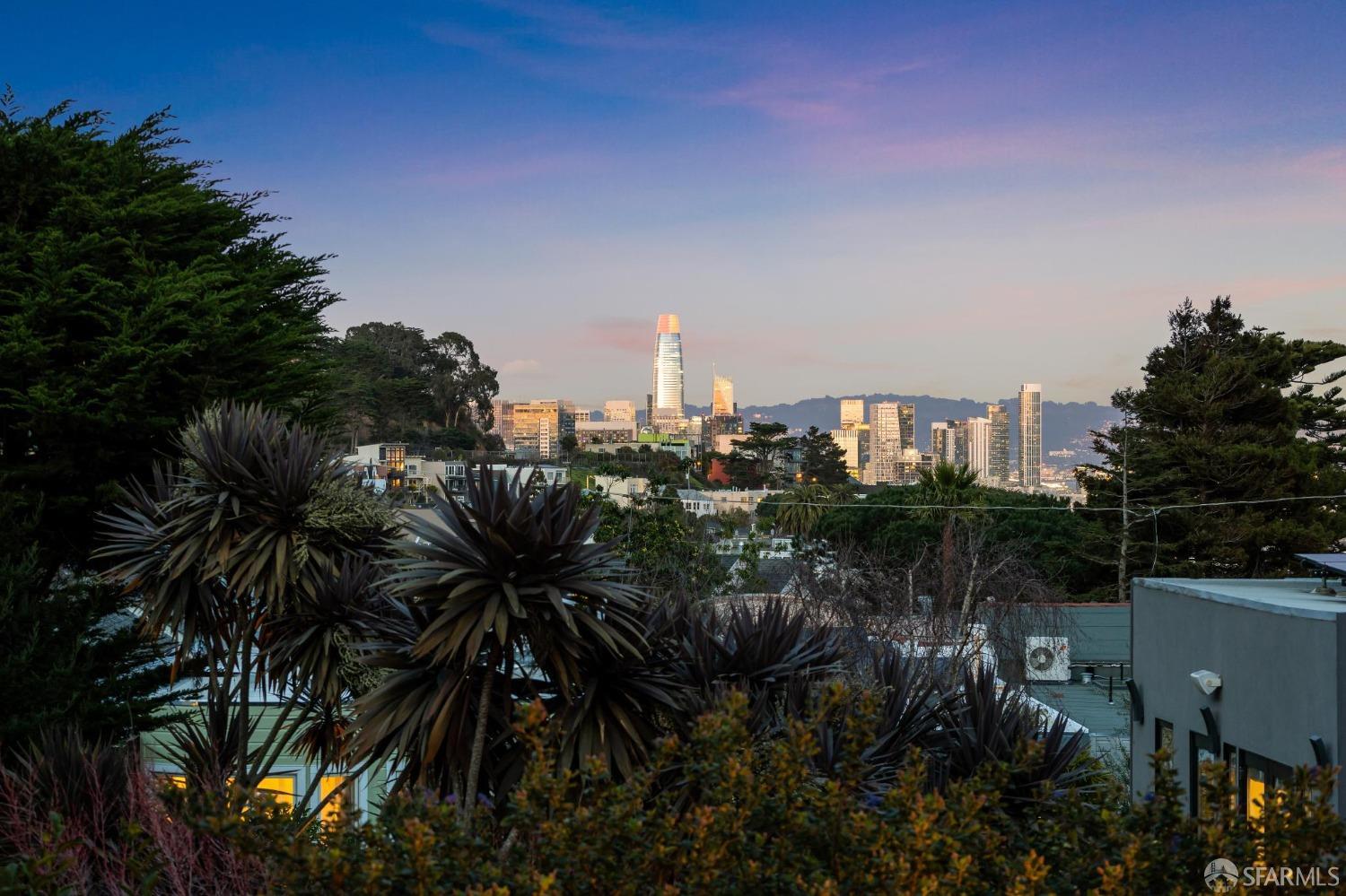 246 Caselli Avenue