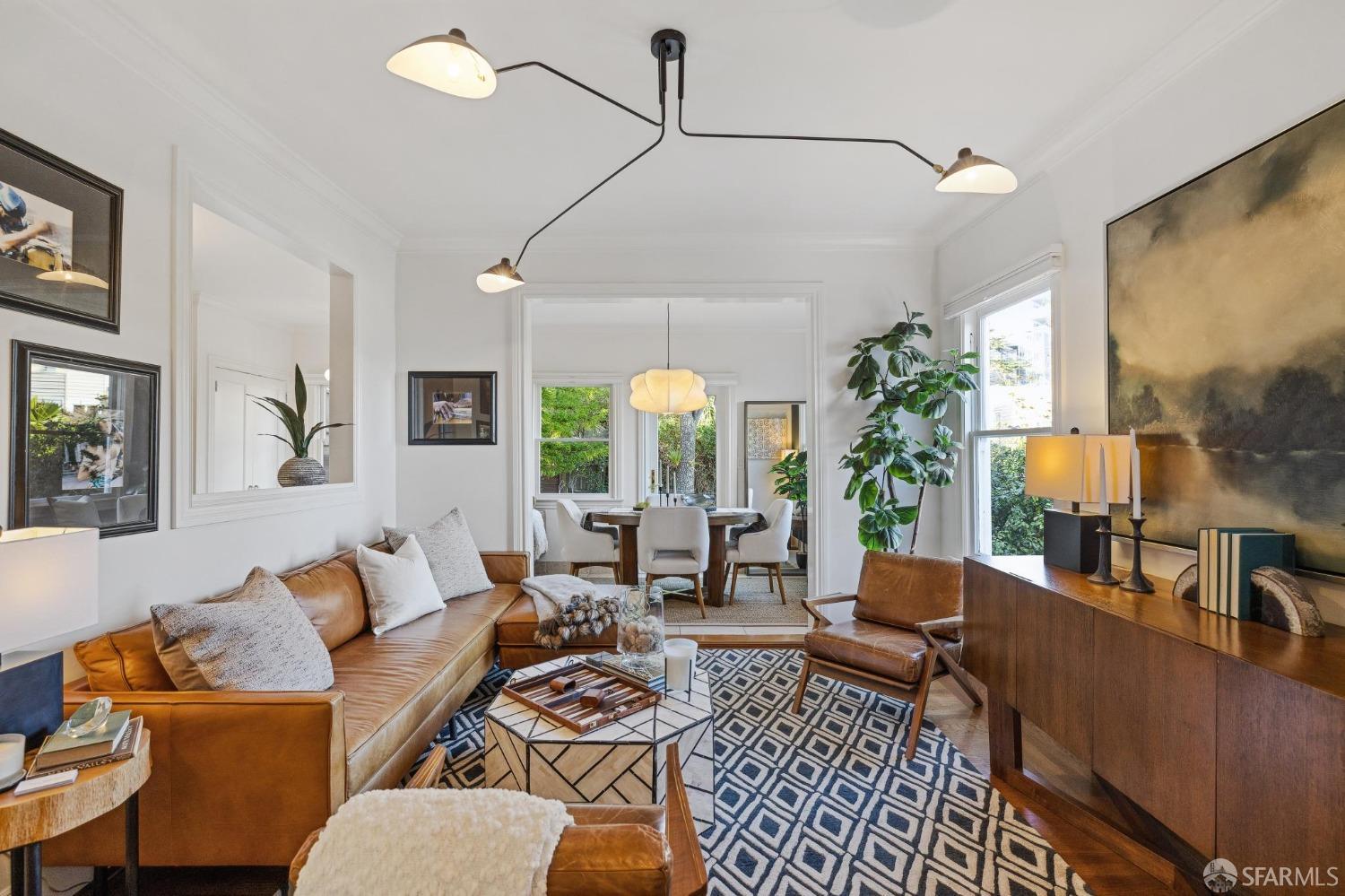 246 Caselli Avenue