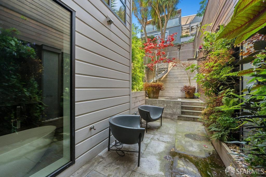 858 Ashbury Street