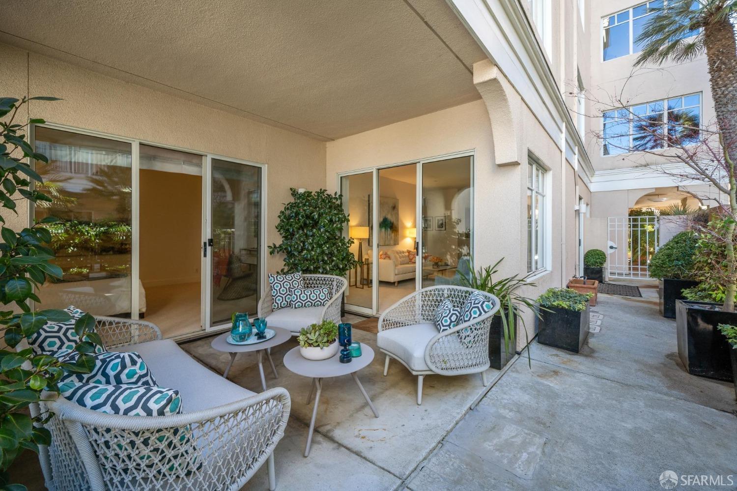 1150 Lombard Street # 29