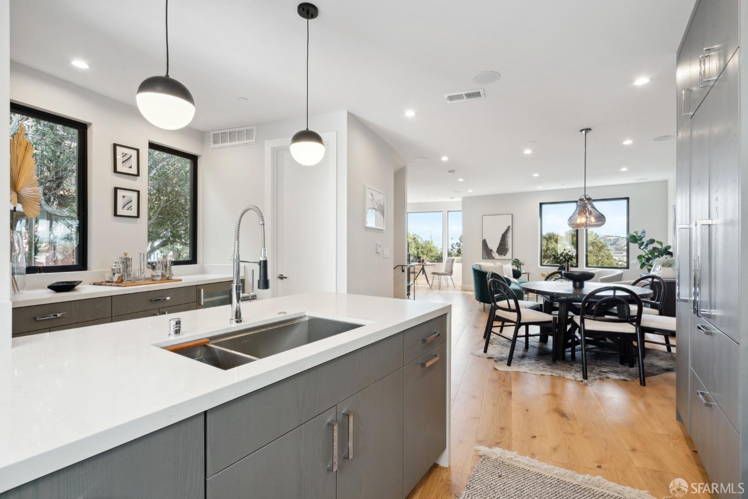 5 Joy Street