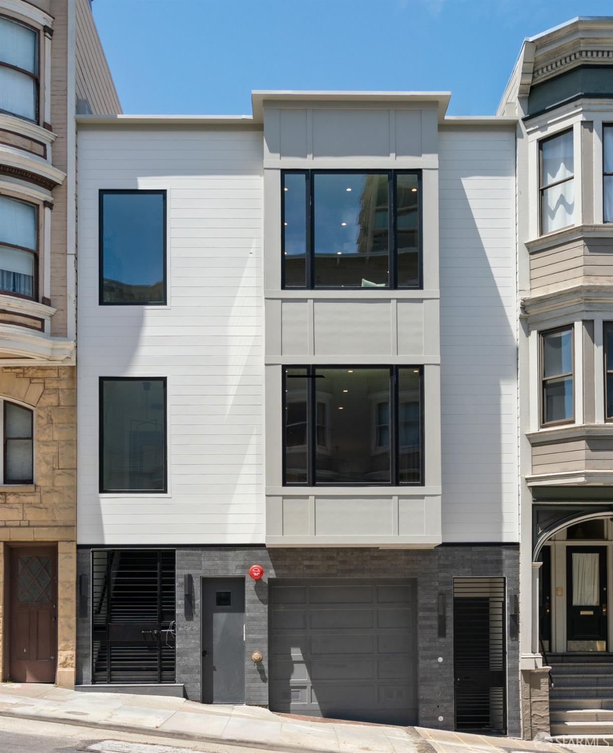 870 Union Street