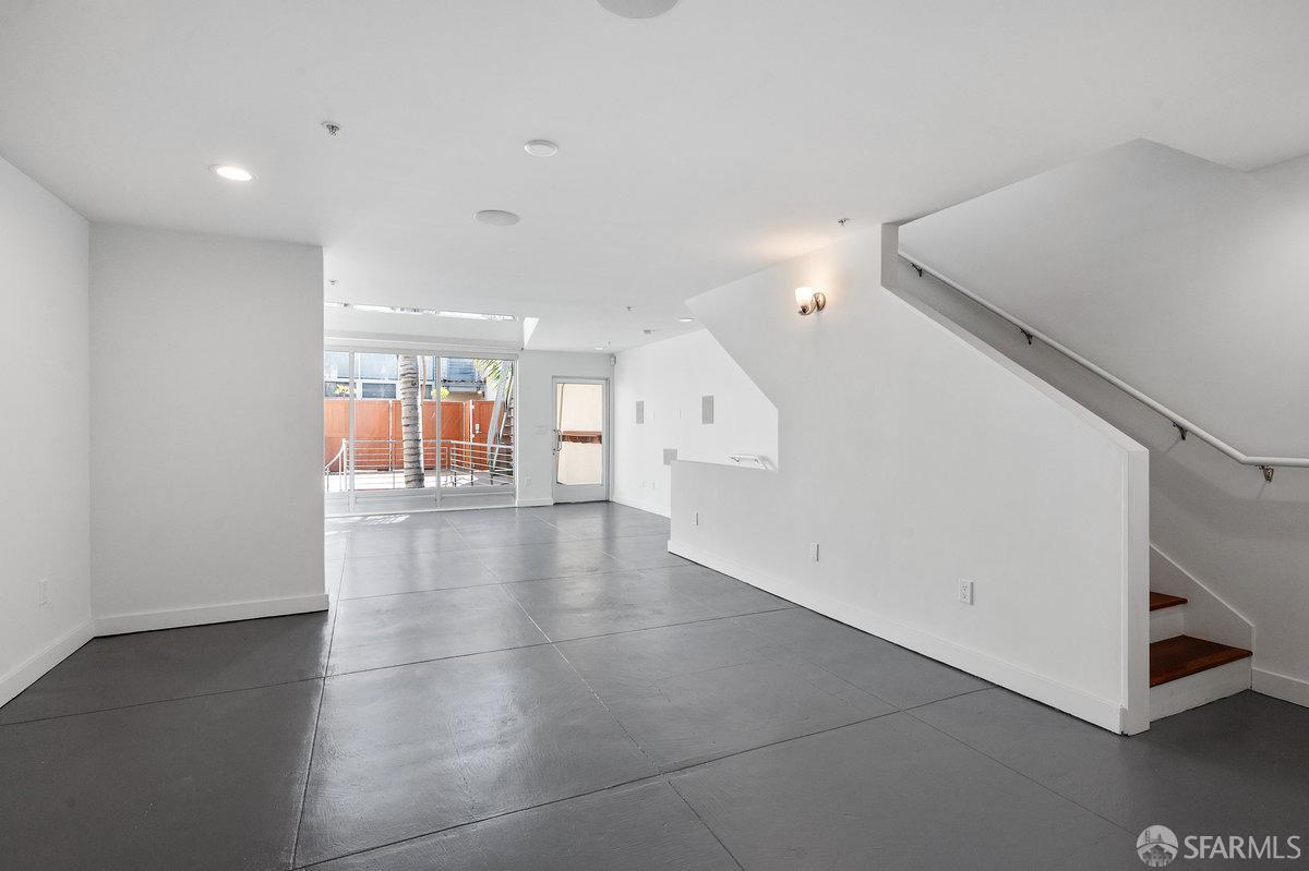 712 Bryant Street # 6