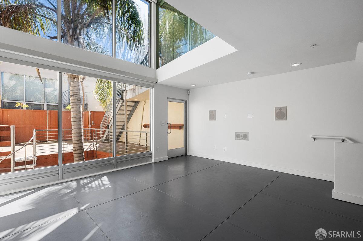 712 Bryant Street # 6