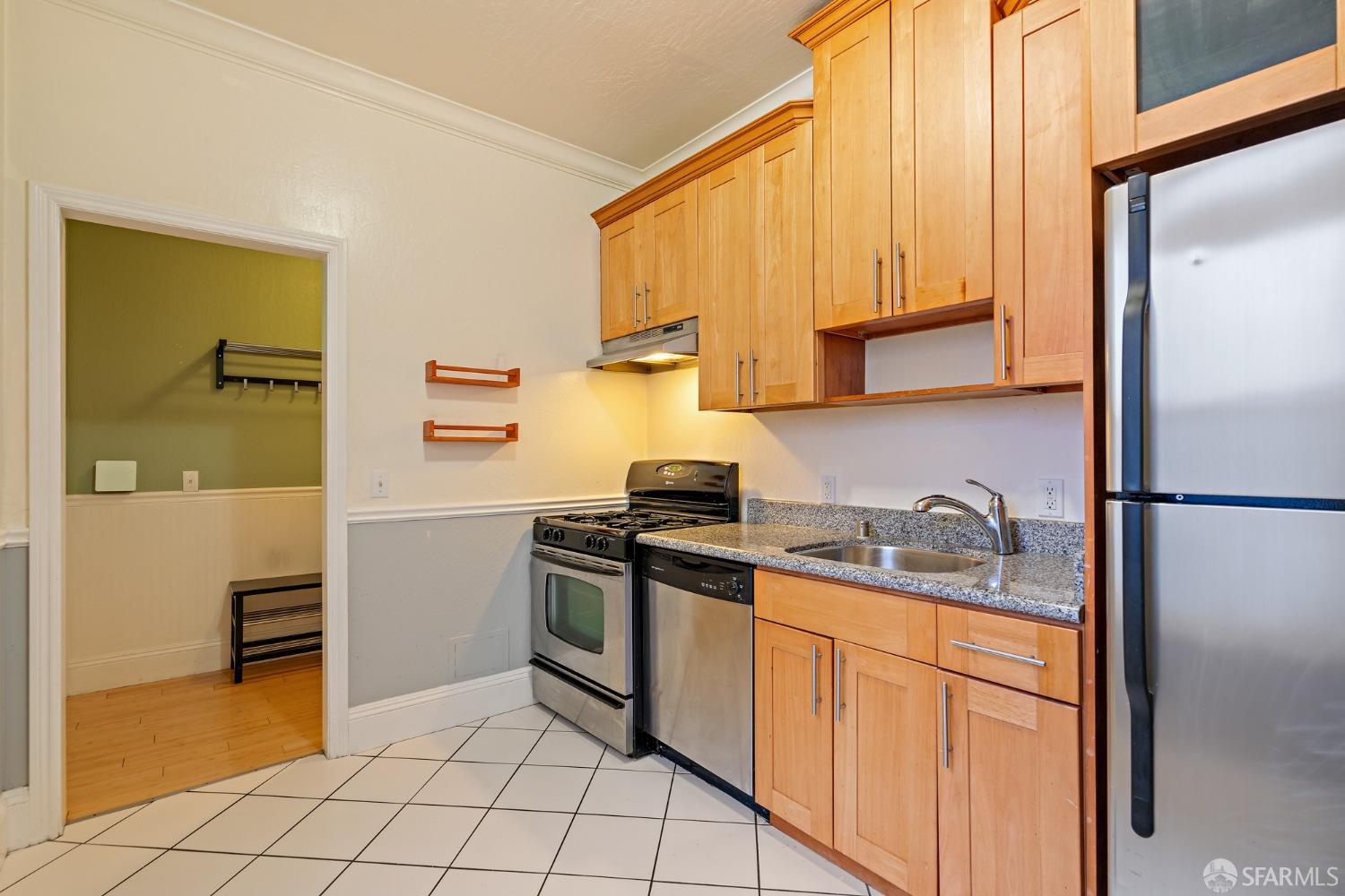 520 Natoma Street # 4