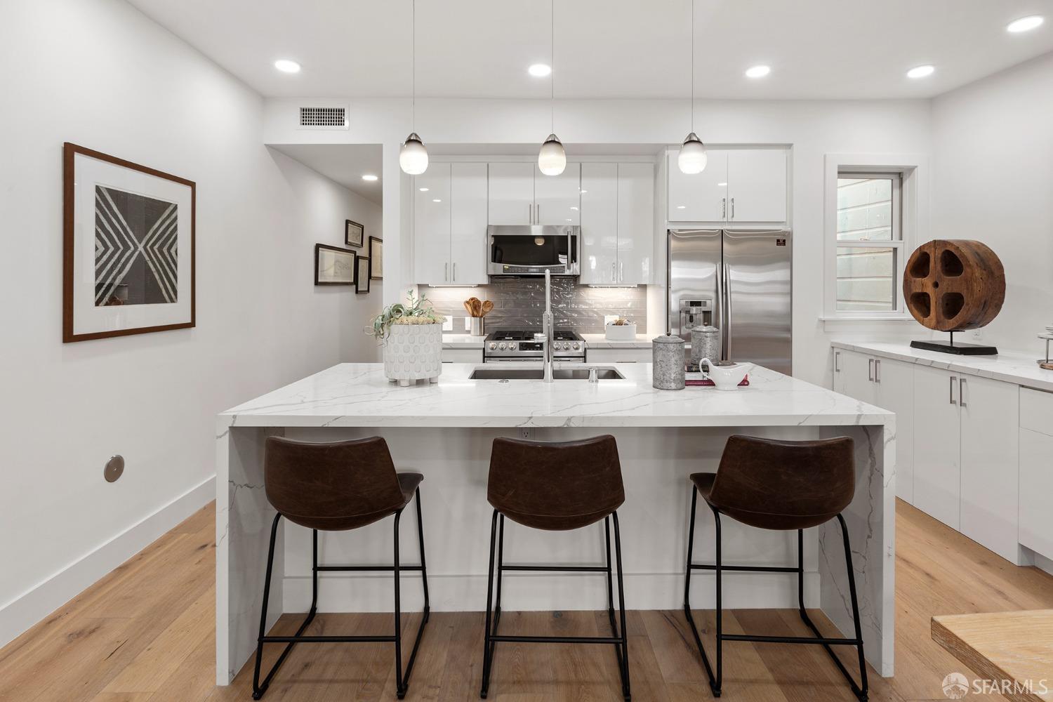3301 Cesar Chavez Street # 3307A