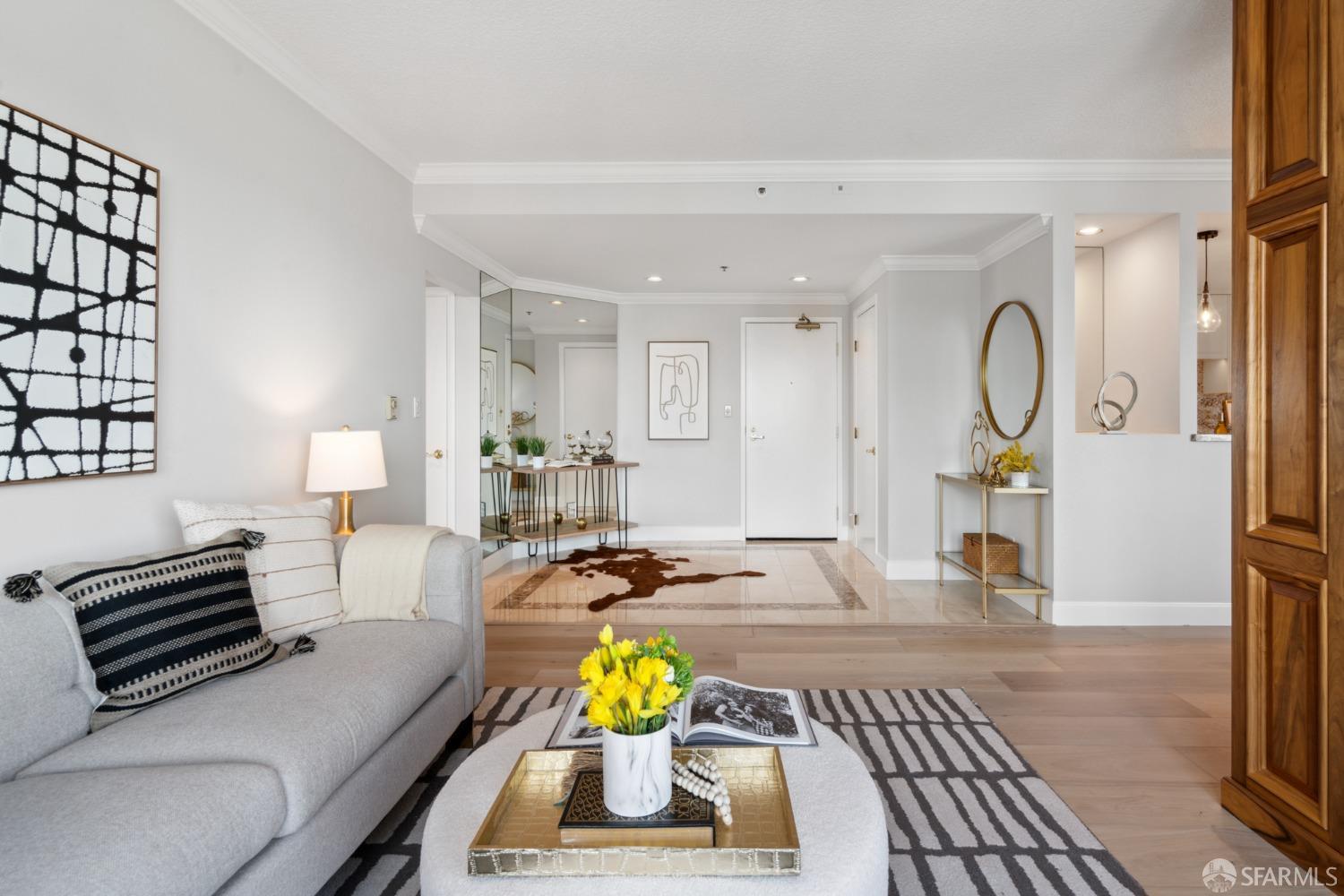 111 Chestnut Street # 905