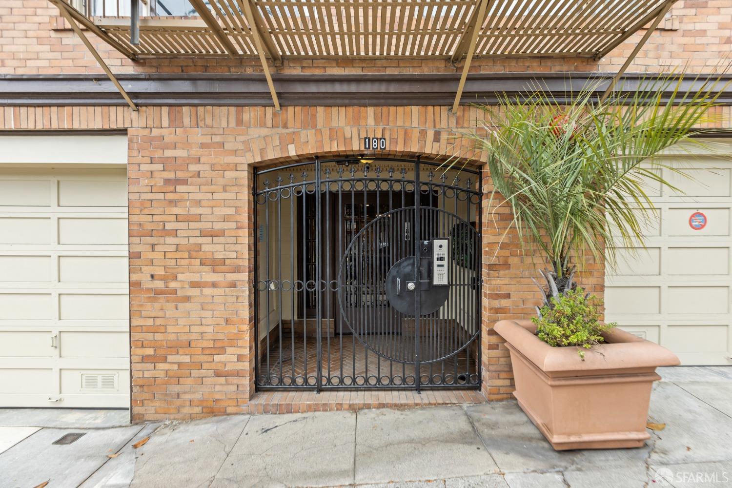 180 Dolores Street # 2