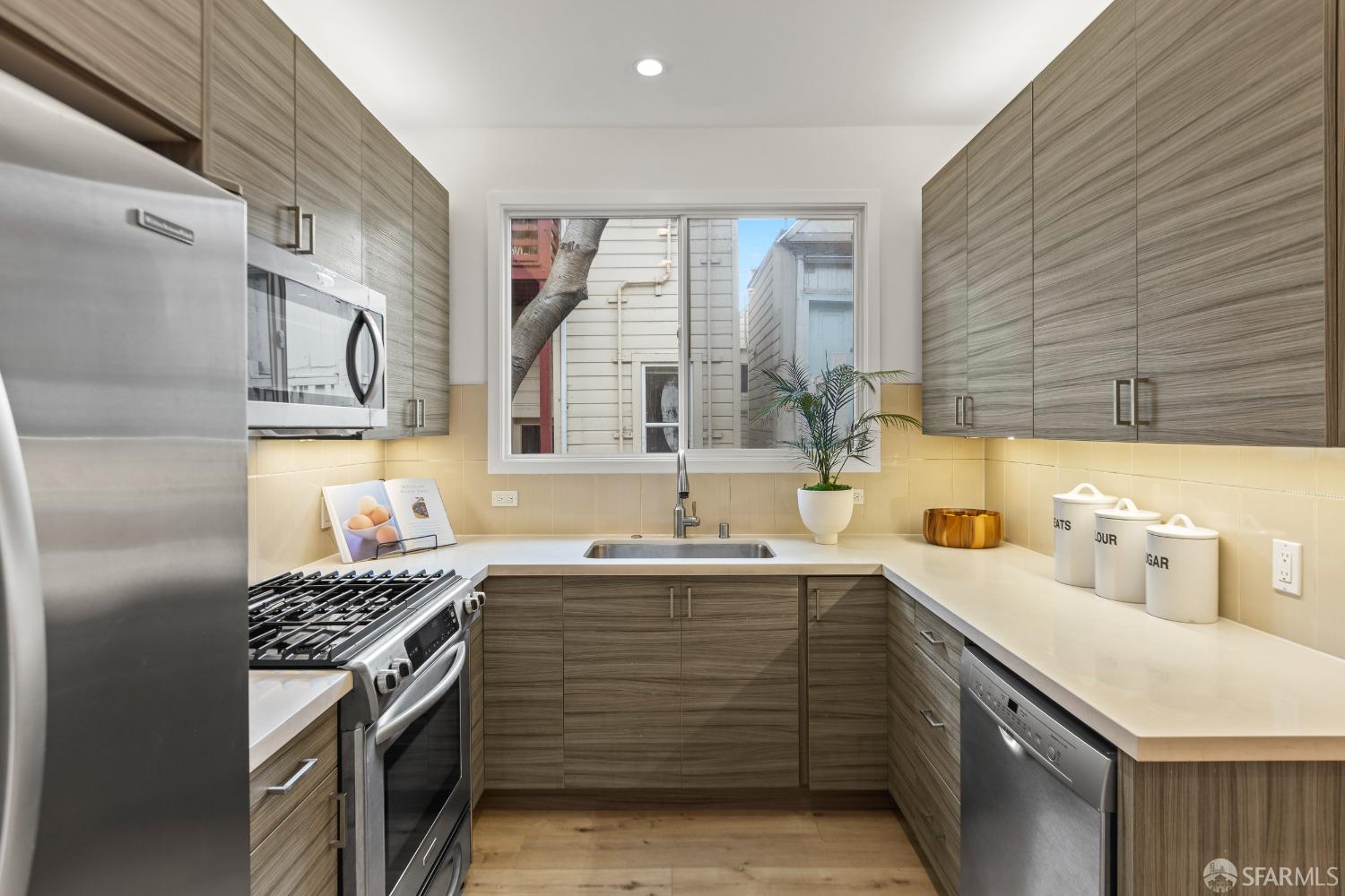 180 Dolores Street # 2