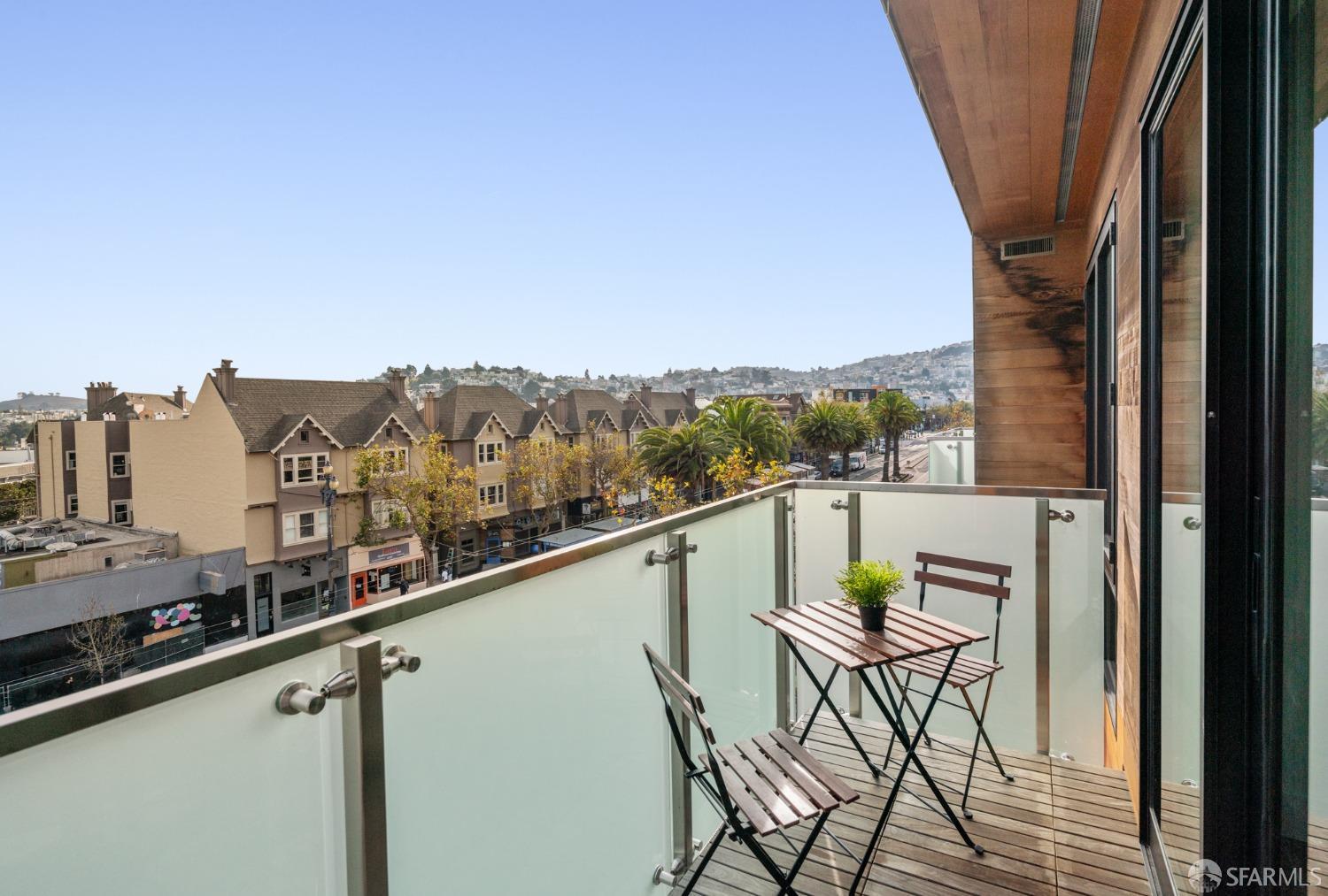 2200 Market Street # 404