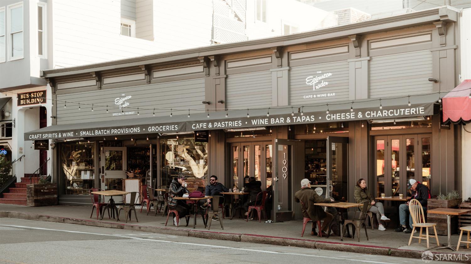2525 Van Ness Avenue # 302