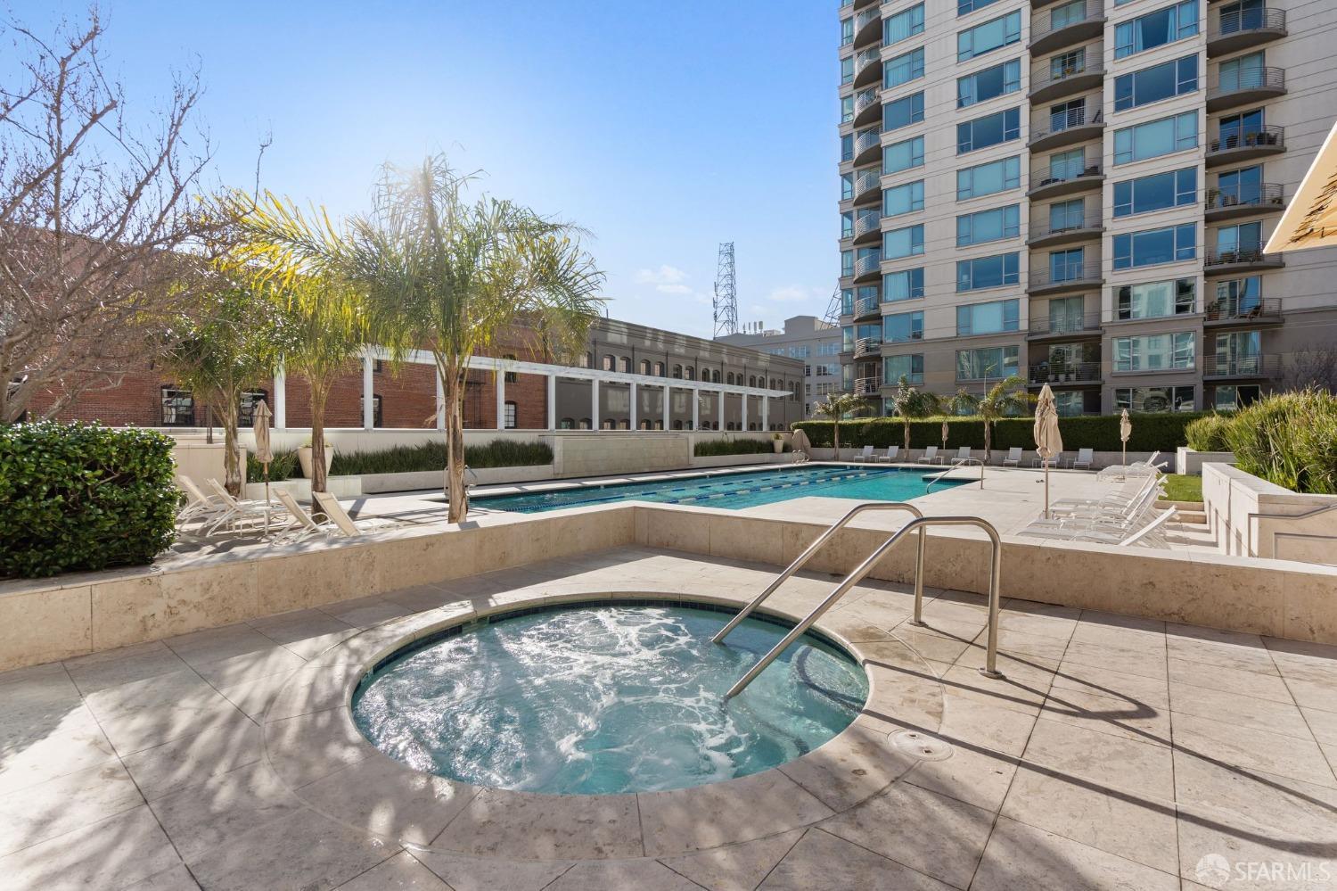 239 Brannan Street # 8G