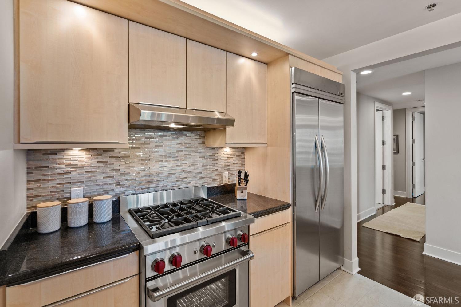 239 Brannan Street # 8G