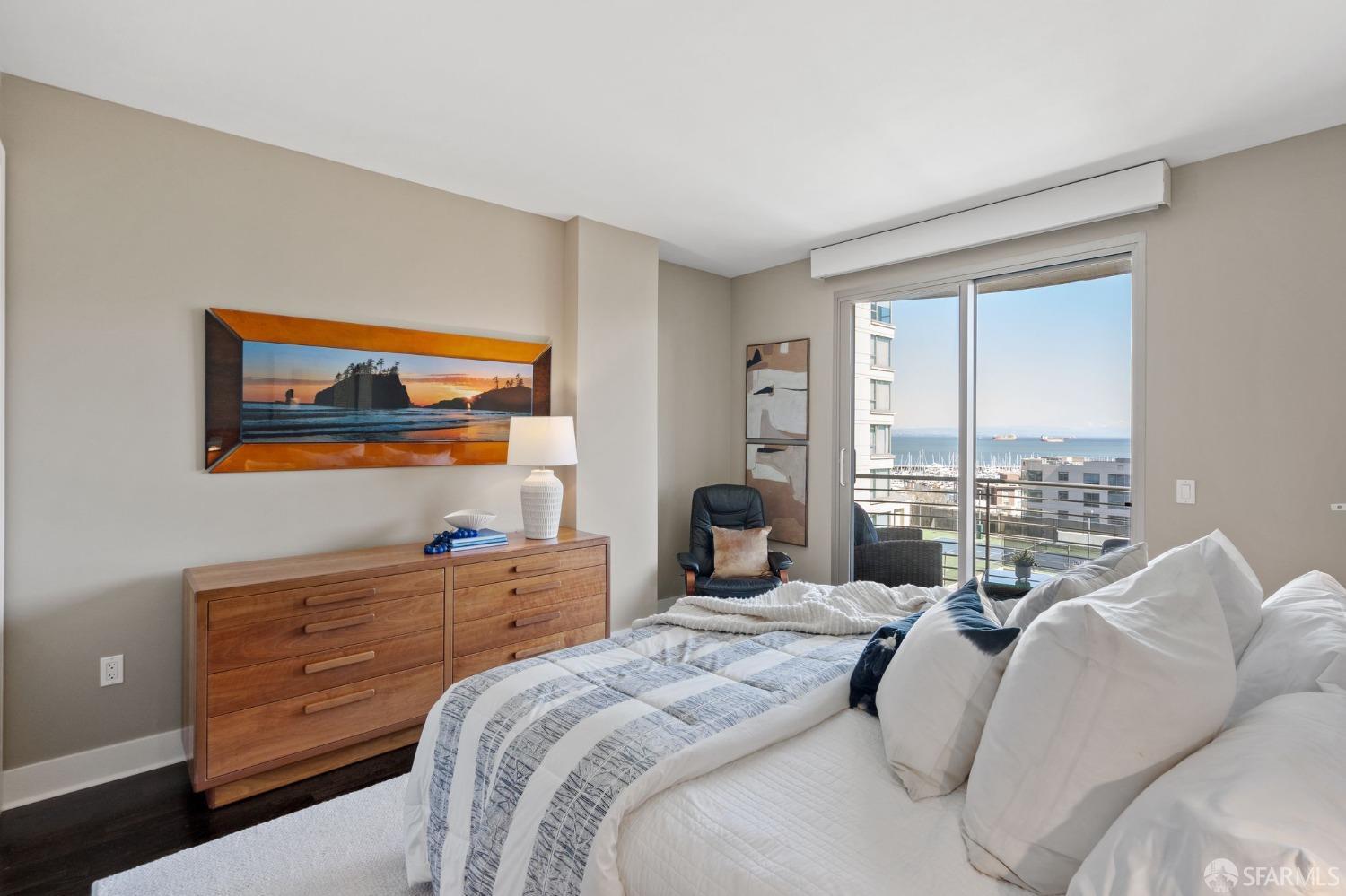 239 Brannan Street # 8G