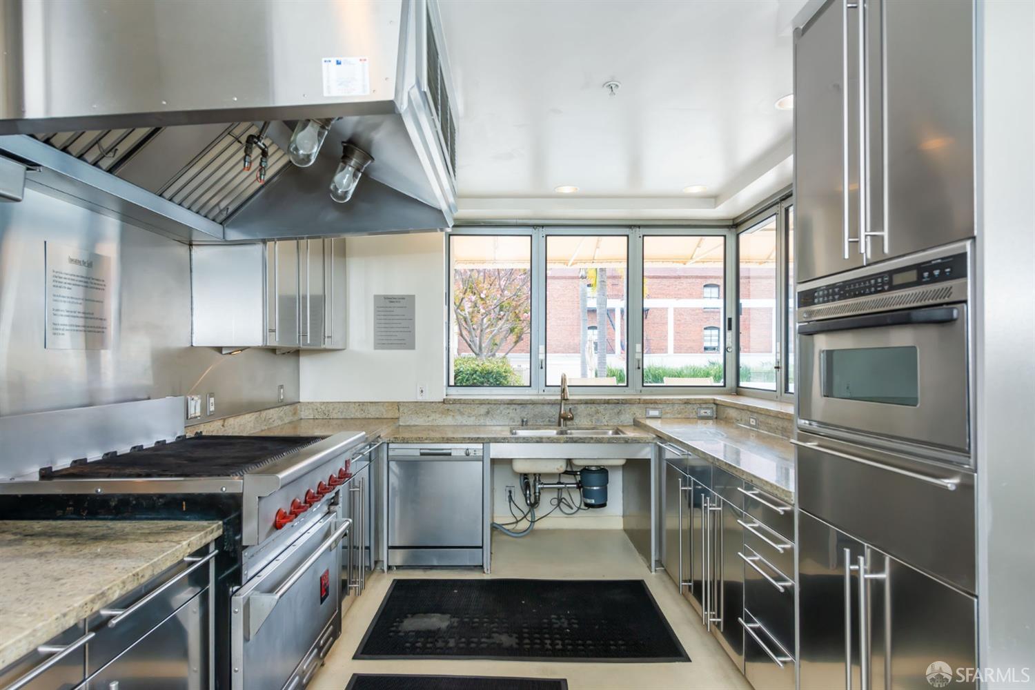 239 Brannan Street # 8G