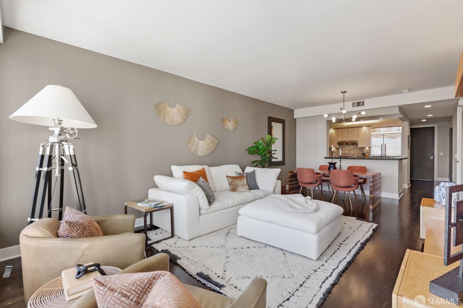 239 Brannan Street # 8G