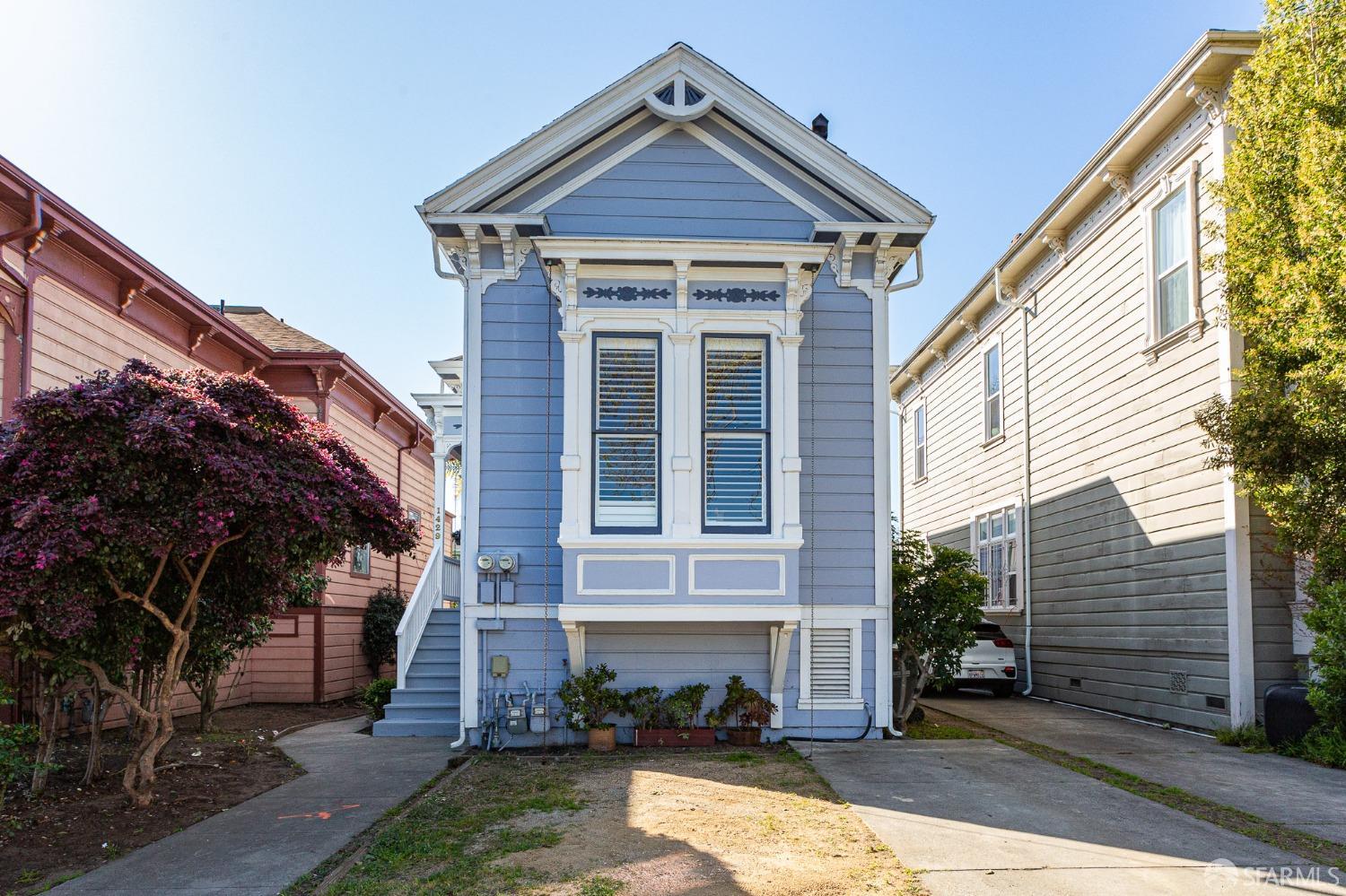 1429 Chestnut Street