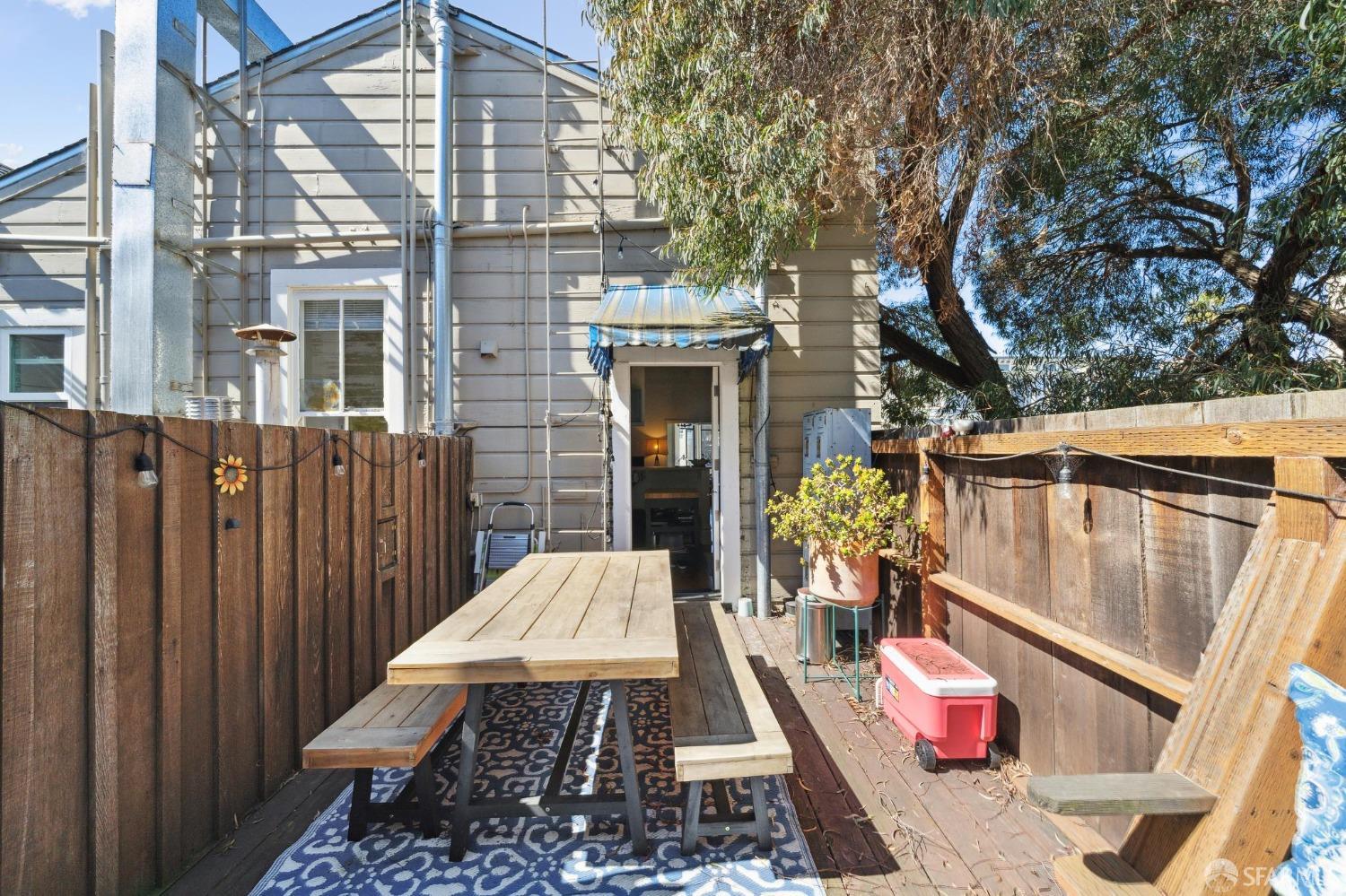 1201 Guerrero Street