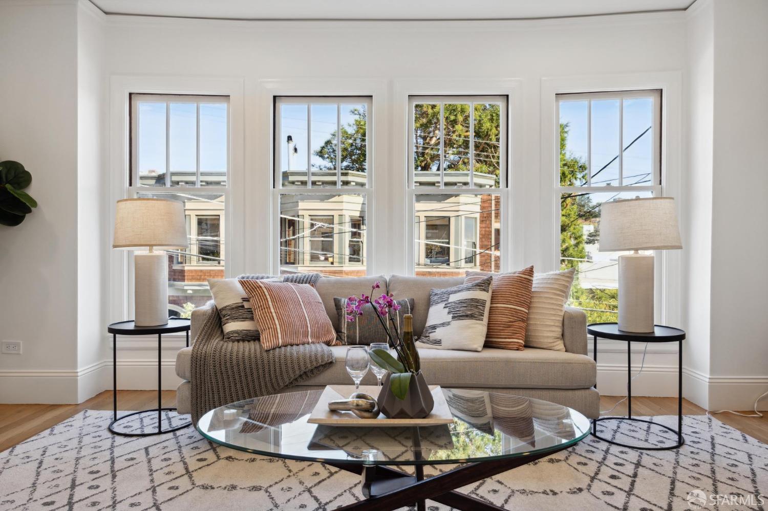 25 Caselli Avenue