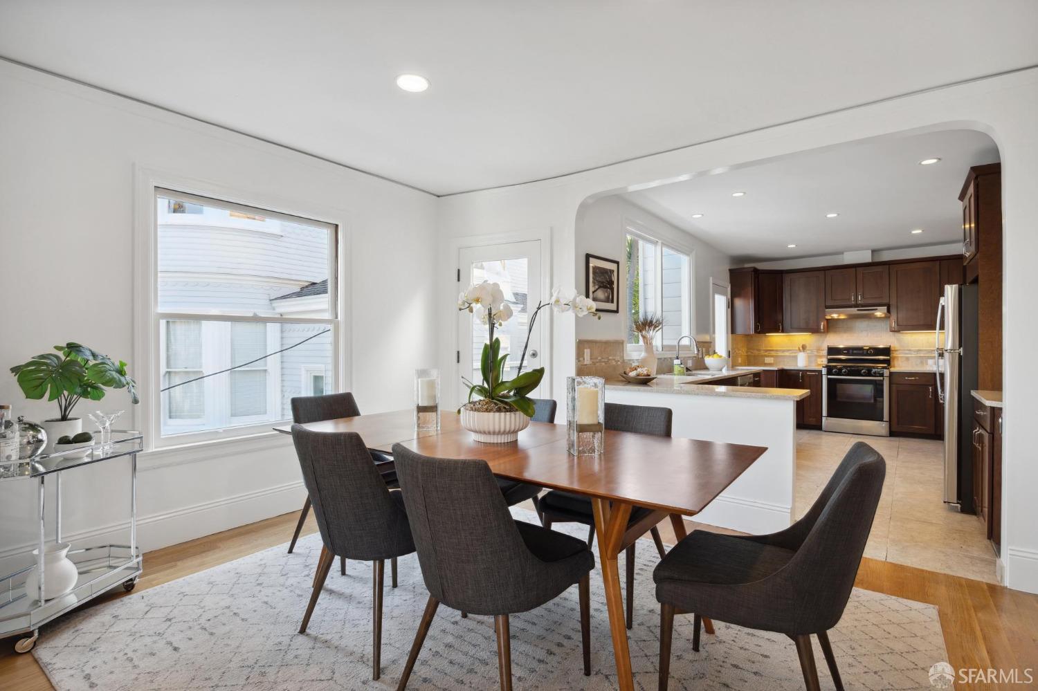 25 Caselli Avenue
