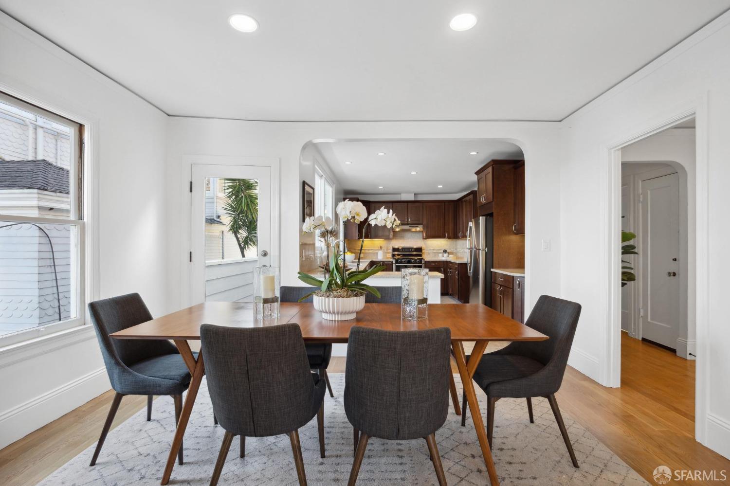 25 Caselli Avenue