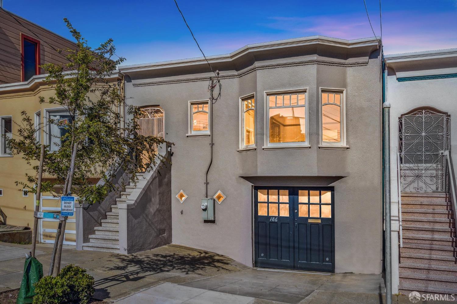186 Naples Street