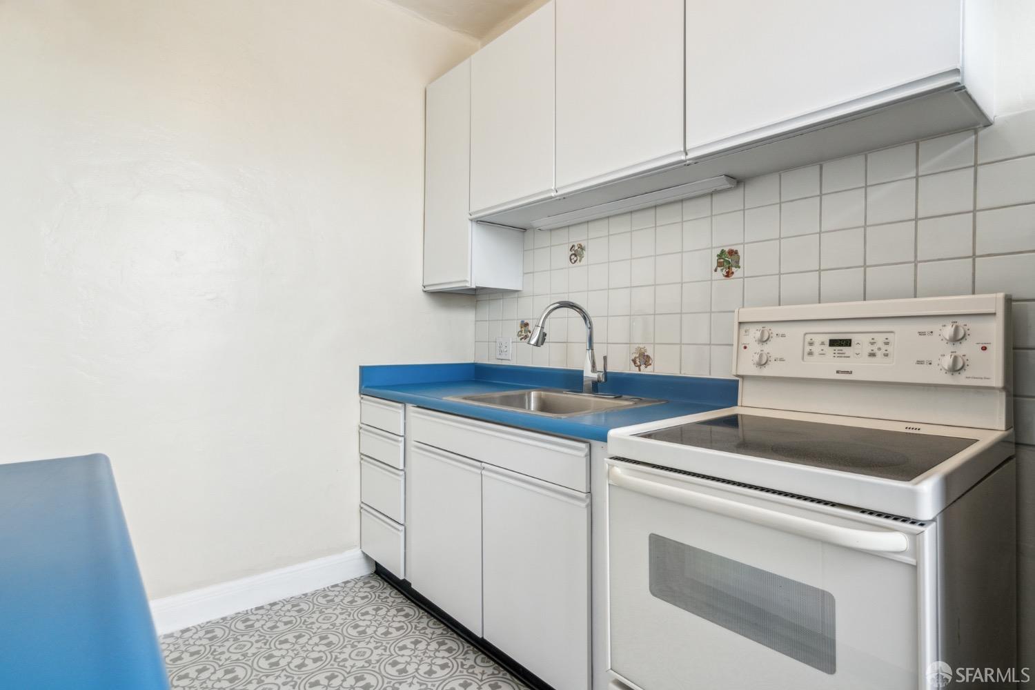 631 Ofarrell Street # 1412