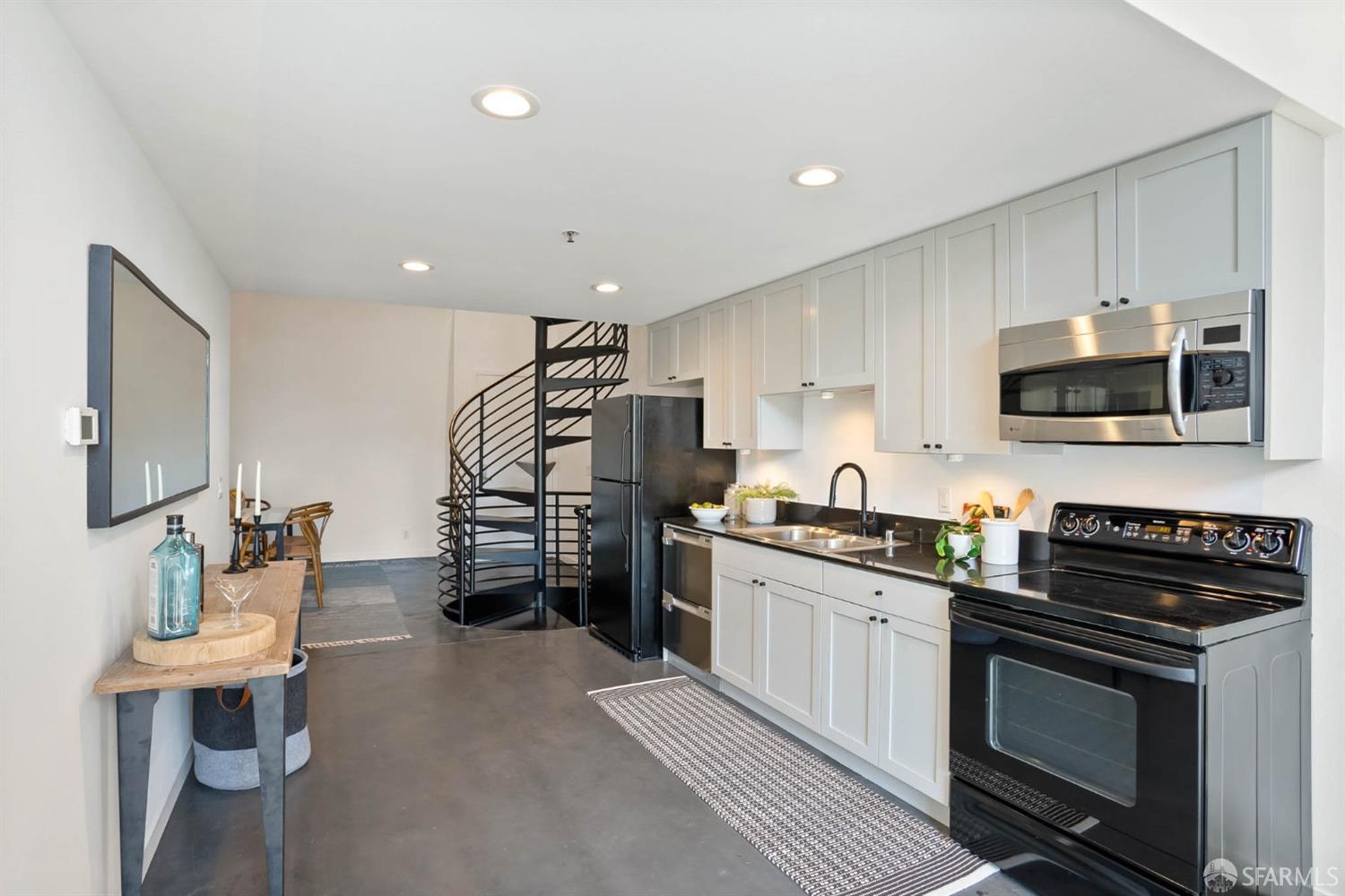 2002 3rd Street # 211