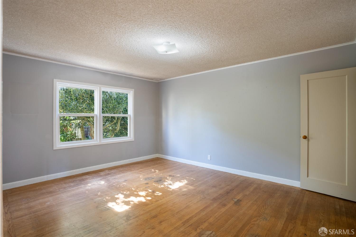900 Avalon Avenue