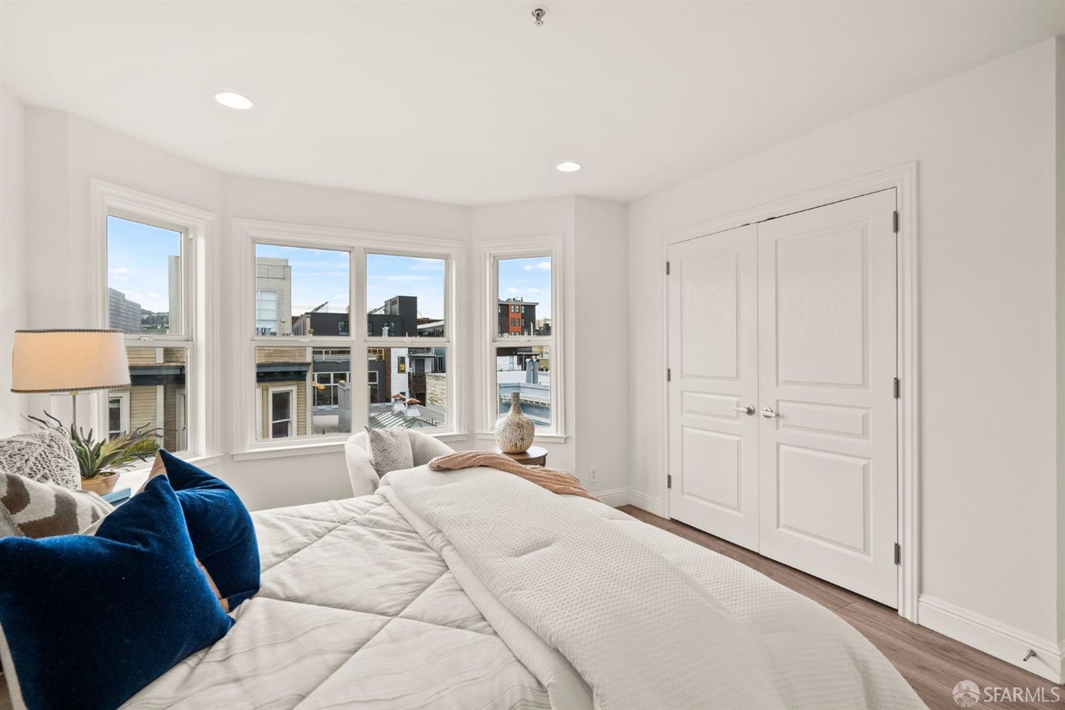 1337 Natoma Street # 4