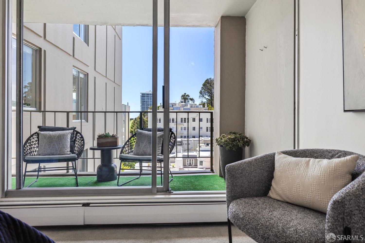 1835 Franklin Street # 1103