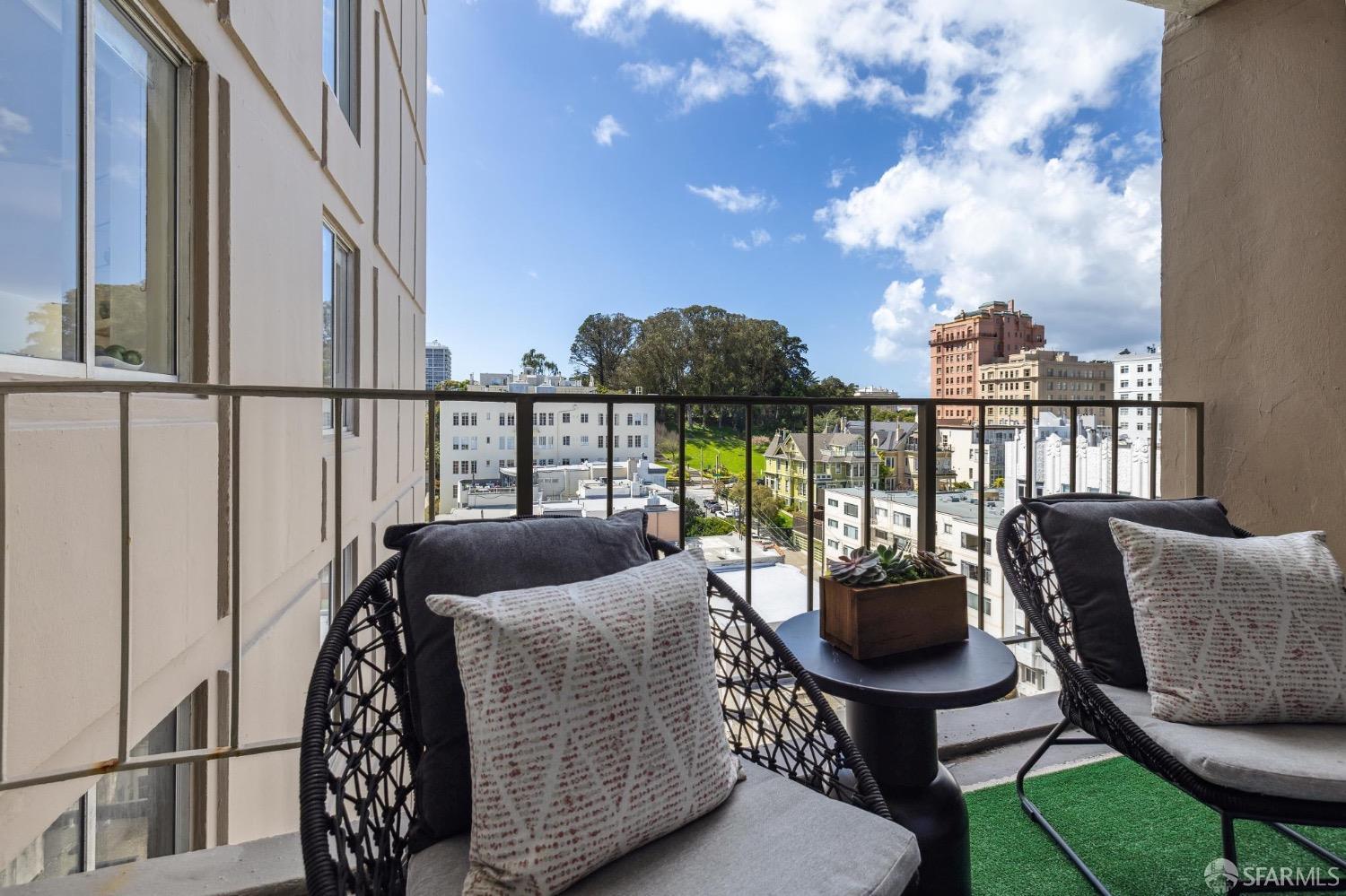 1835 Franklin Street # 1103