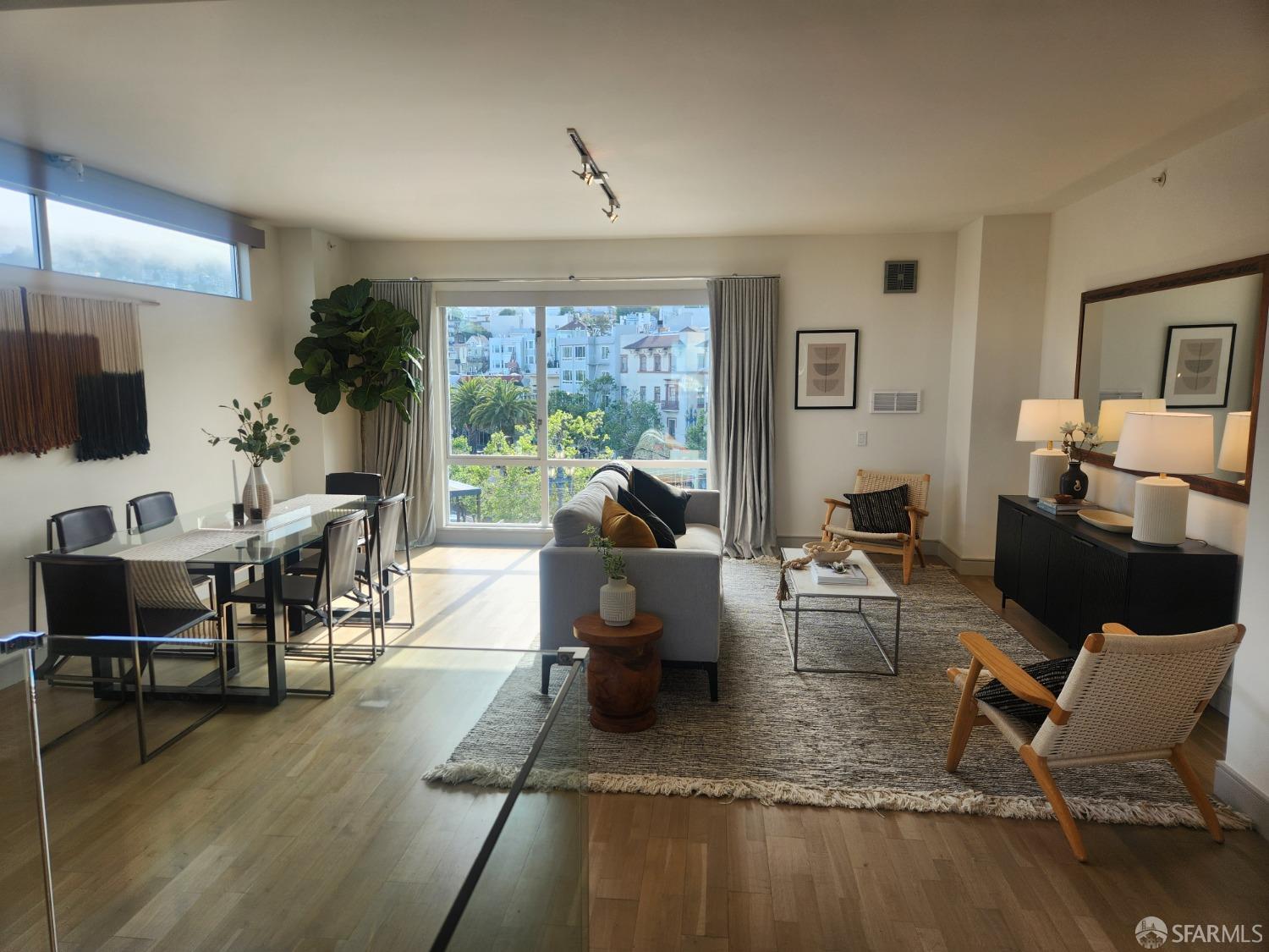 2299 Market Street # 504