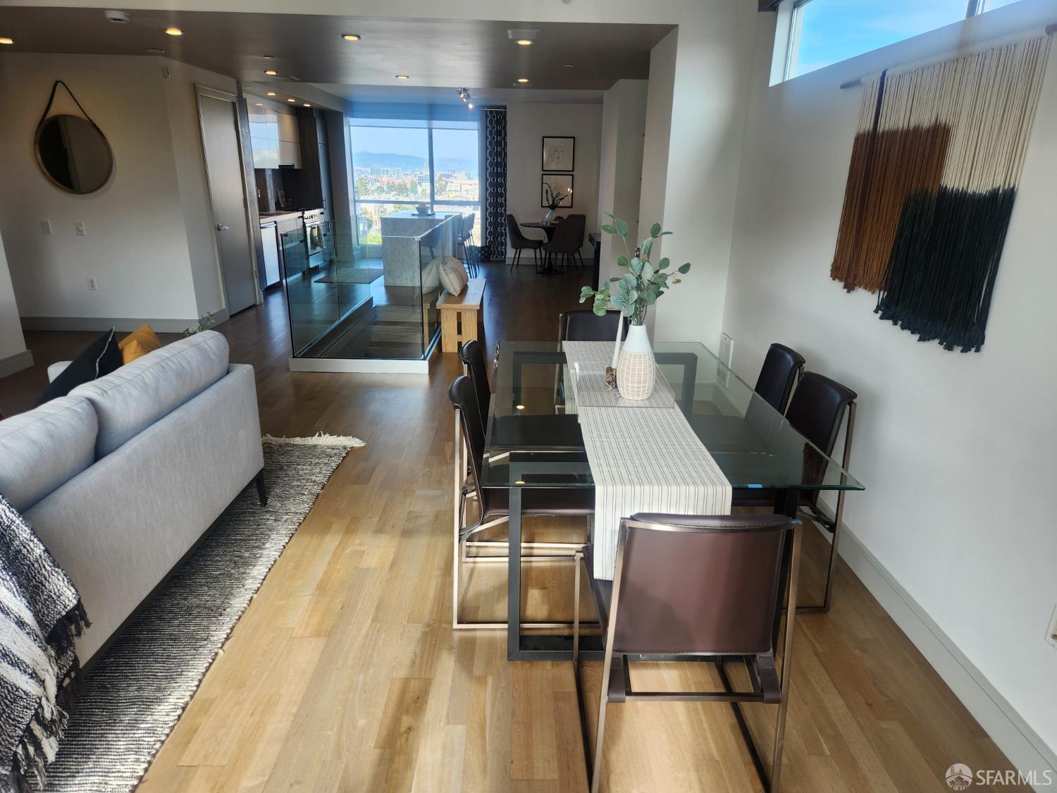 2299 Market Street # 504