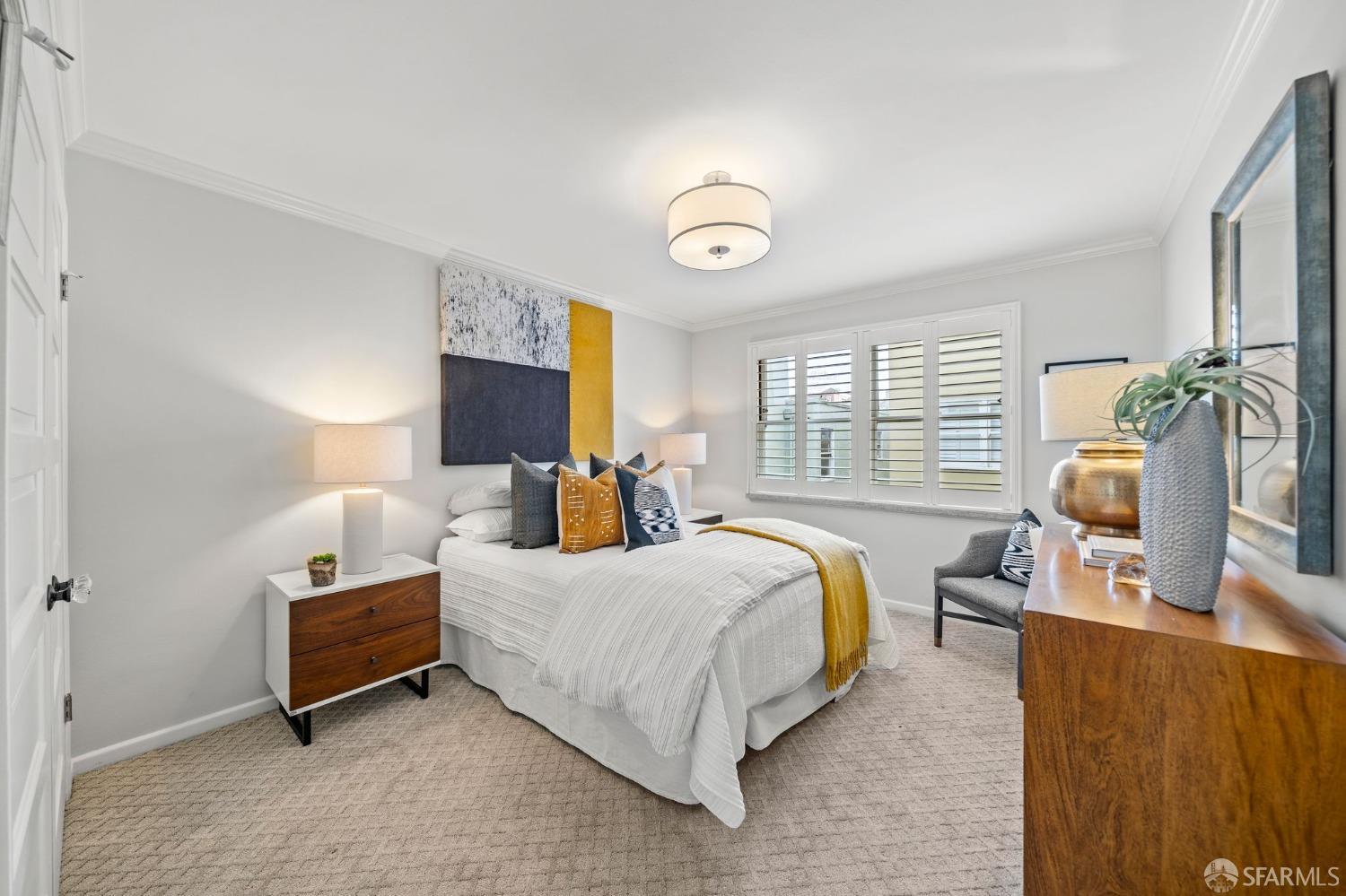 1260 Clay Street # 205
