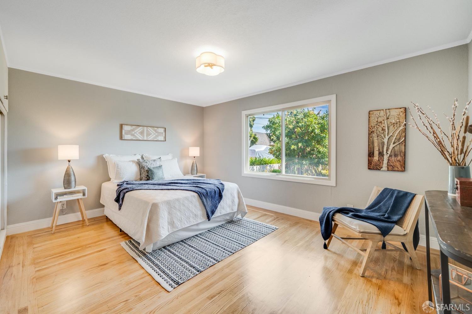 3441 Oak Knoll Boulevard