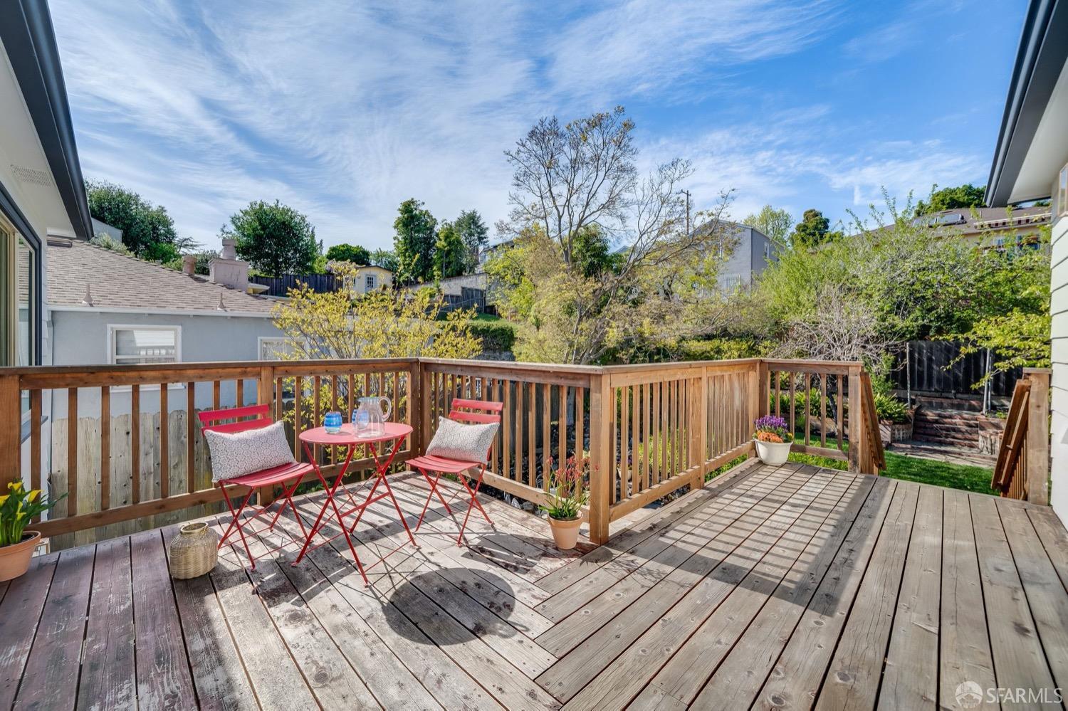 3441 Oak Knoll Boulevard
