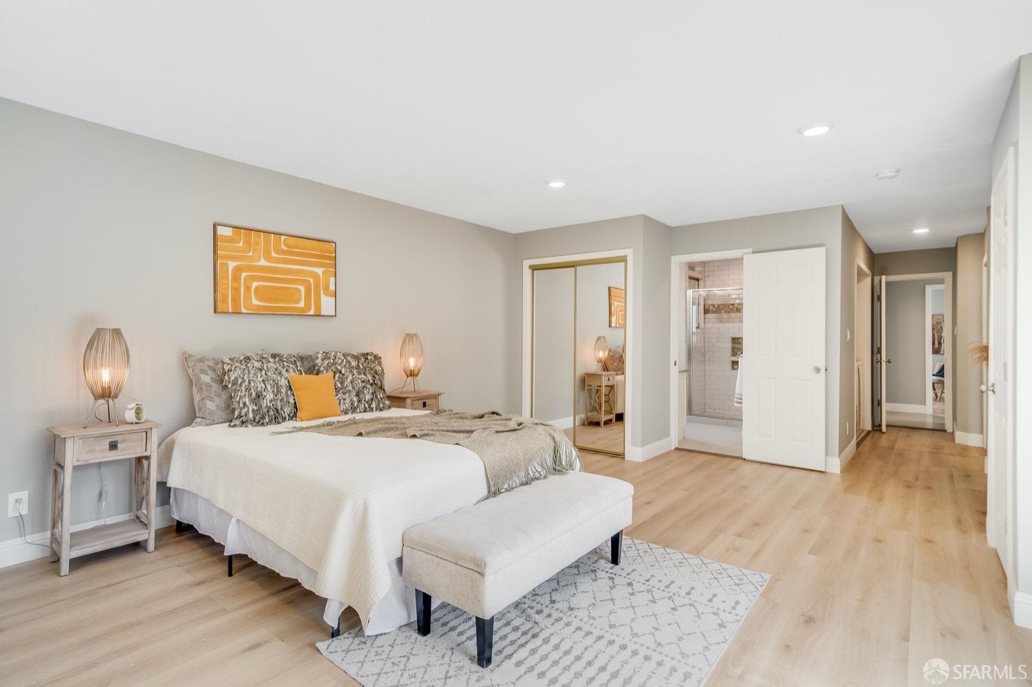 3441 Oak Knoll Boulevard