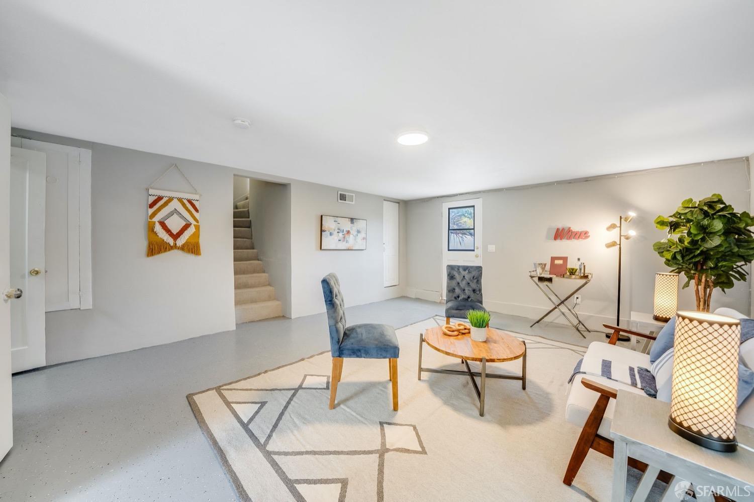 3441 Oak Knoll Boulevard