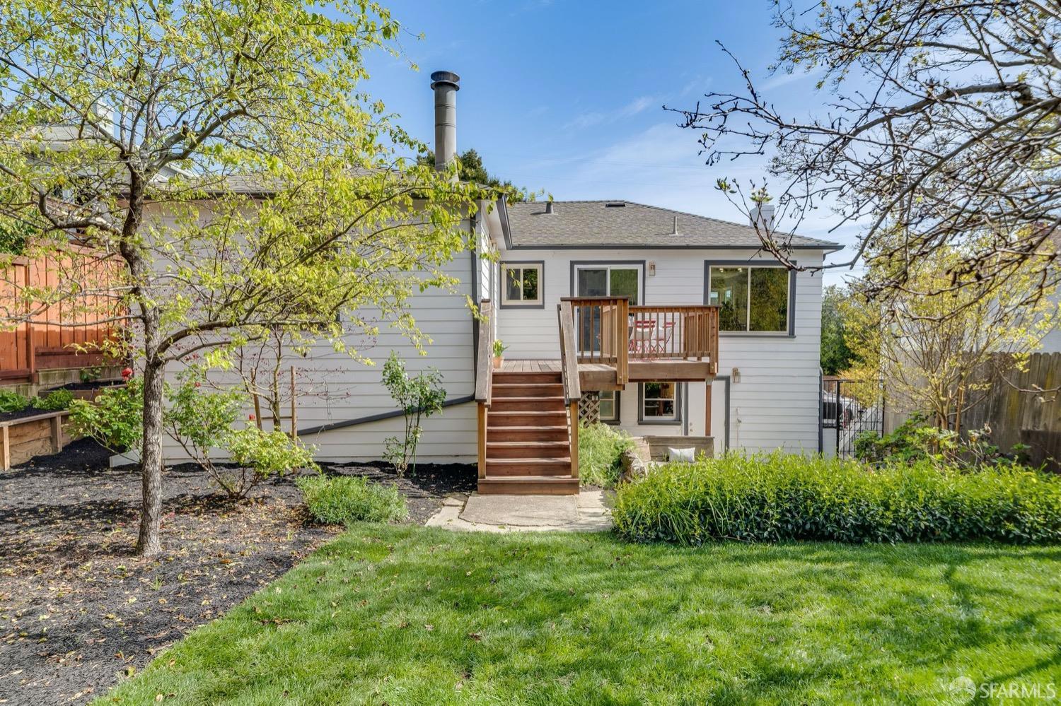 3441 Oak Knoll Boulevard