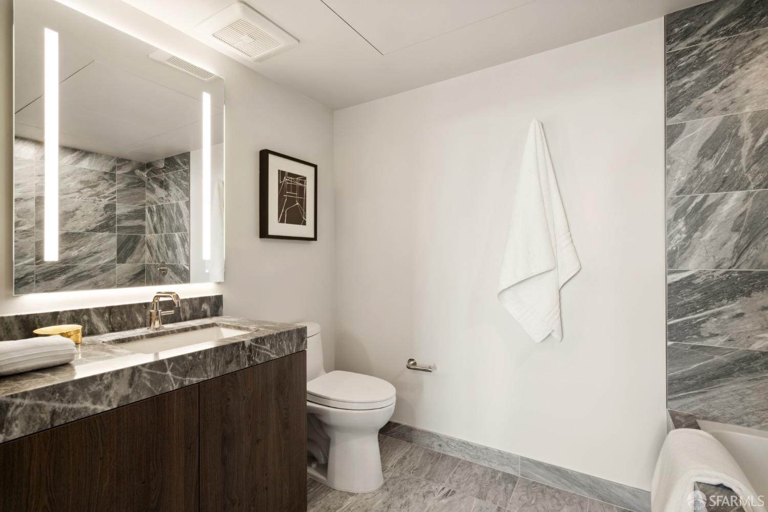 2525 Van Ness Avenue # 601